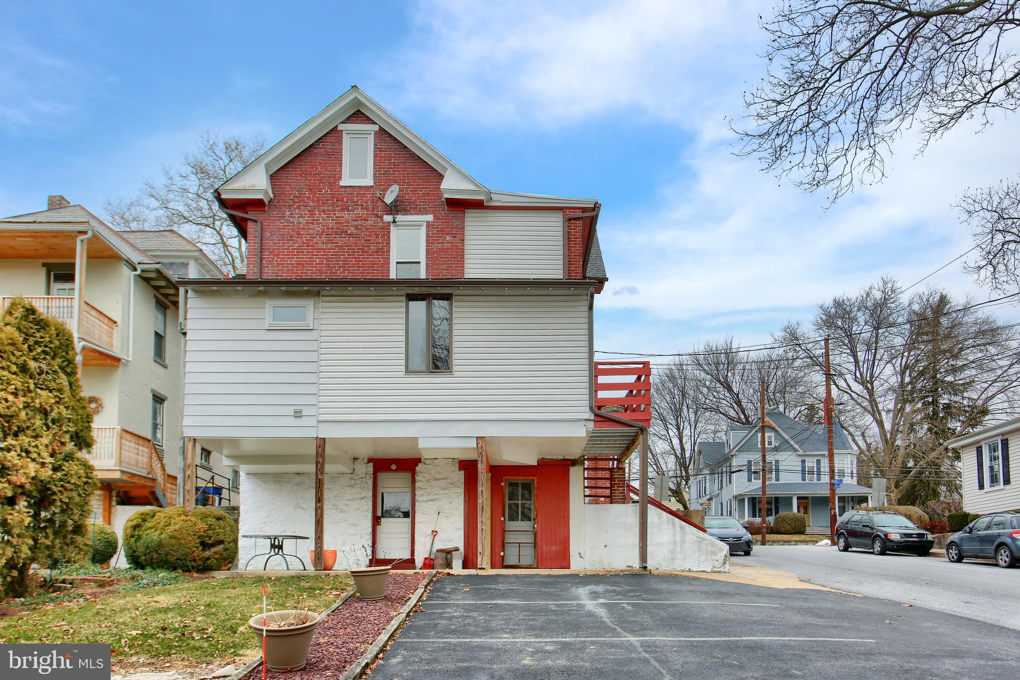 CAMP HILL - Residential