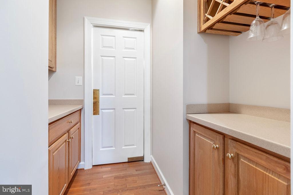 LANSDOWNE ON THE POTOMAC - Residential Lease