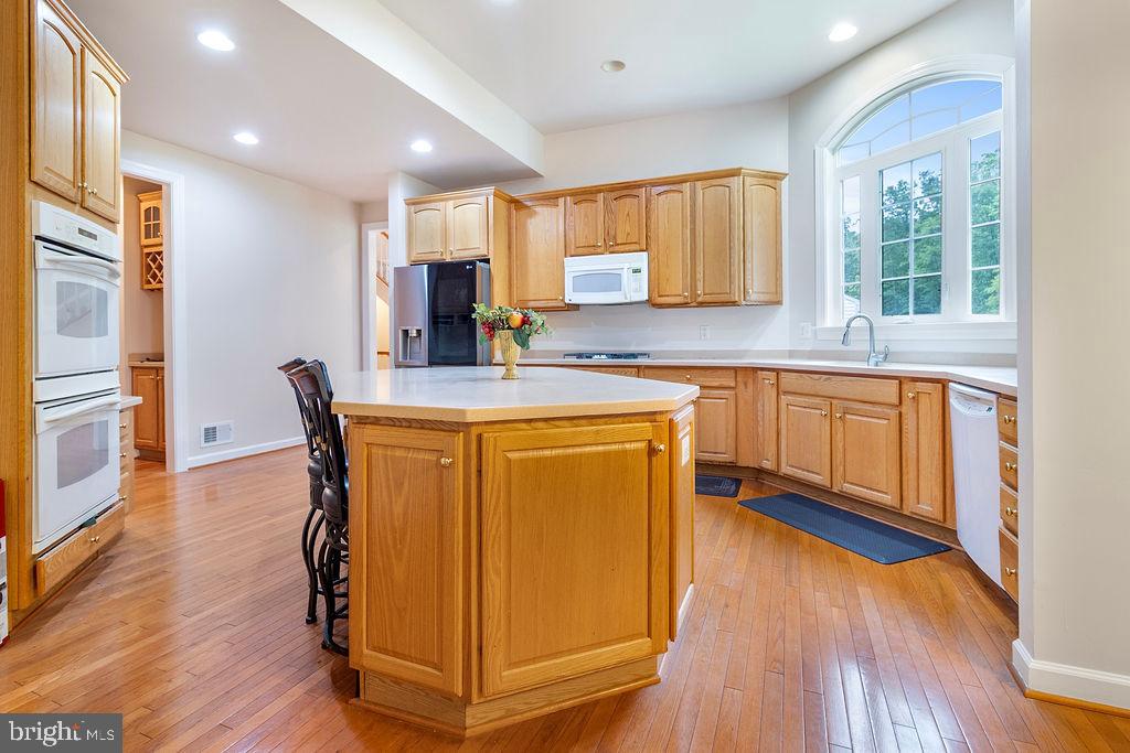 LANSDOWNE ON THE POTOMAC - Residential Lease