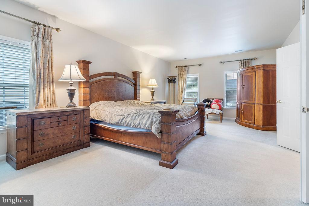 LANSDOWNE ON THE POTOMAC - Residential Lease