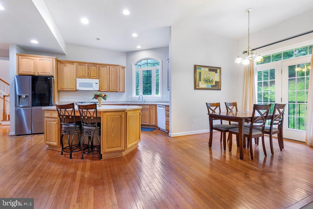 LANSDOWNE ON THE POTOMAC - Residential Lease