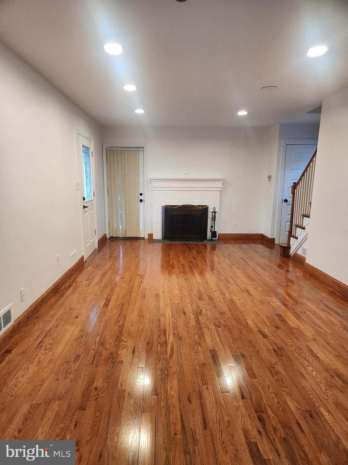 LONG BRANCH VILLAGE - Residential Lease