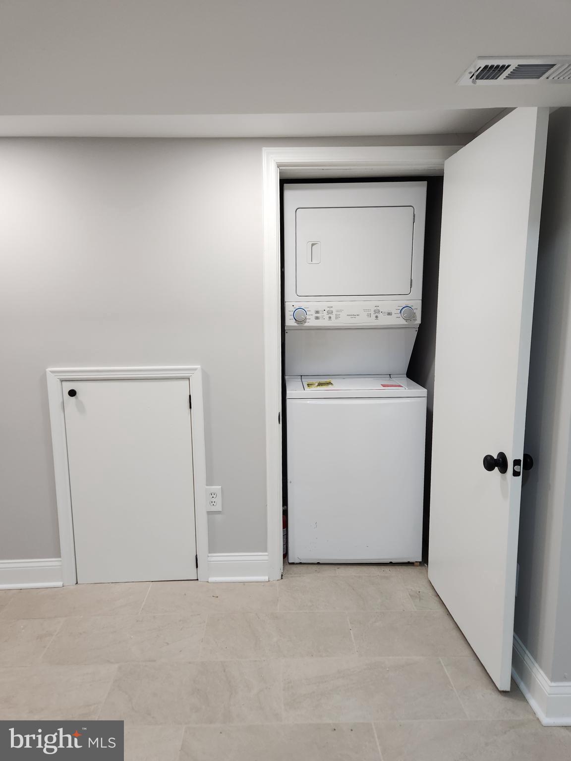 LONG BRANCH VILLAGE - Residential Lease