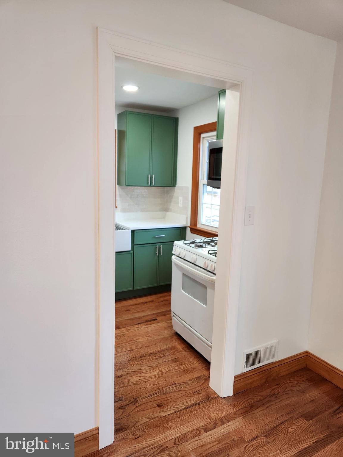 LONG BRANCH VILLAGE - Residential Lease