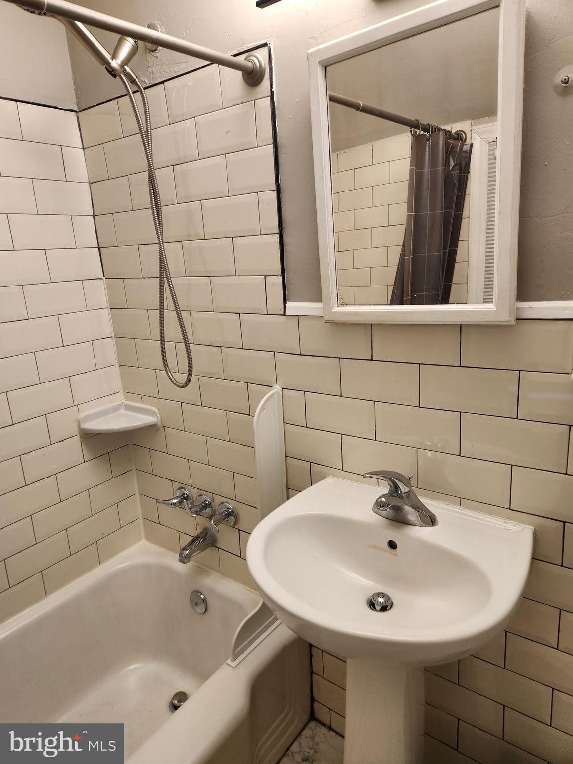 LONG BRANCH VILLAGE - Residential Lease