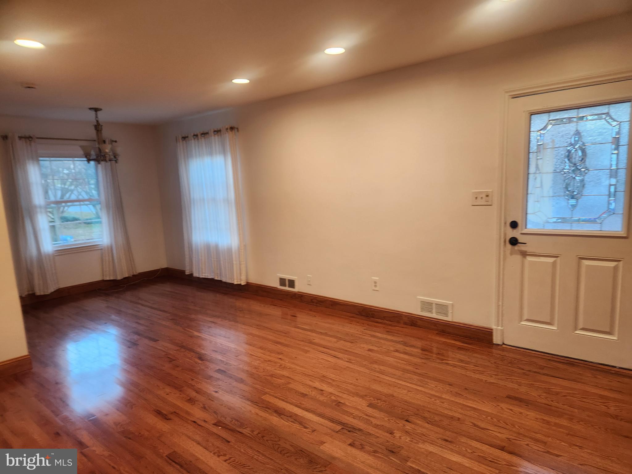 LONG BRANCH VILLAGE - Residential Lease
