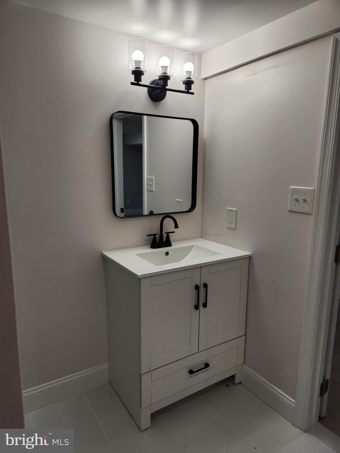 LONG BRANCH VILLAGE - Residential Lease