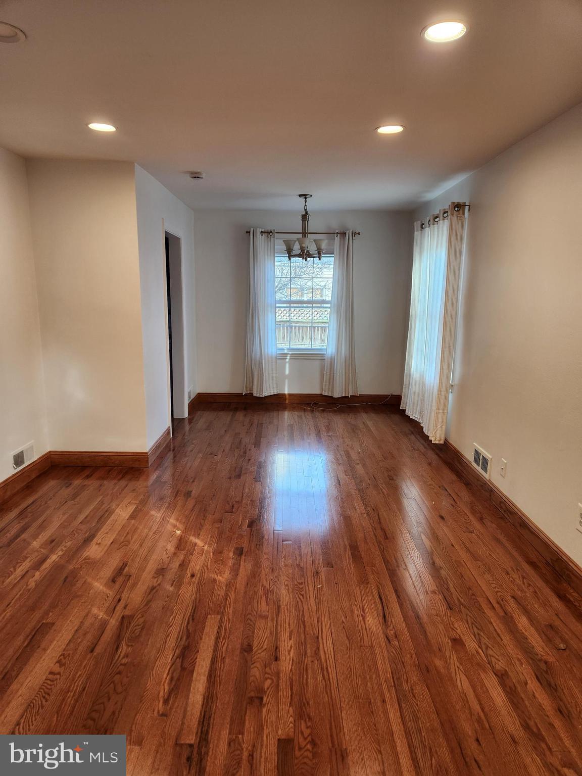 LONG BRANCH VILLAGE - Residential Lease