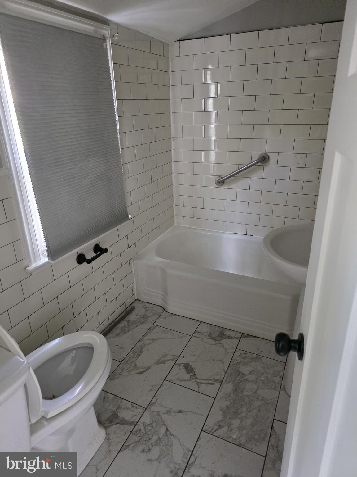 LONG BRANCH VILLAGE - Residential Lease