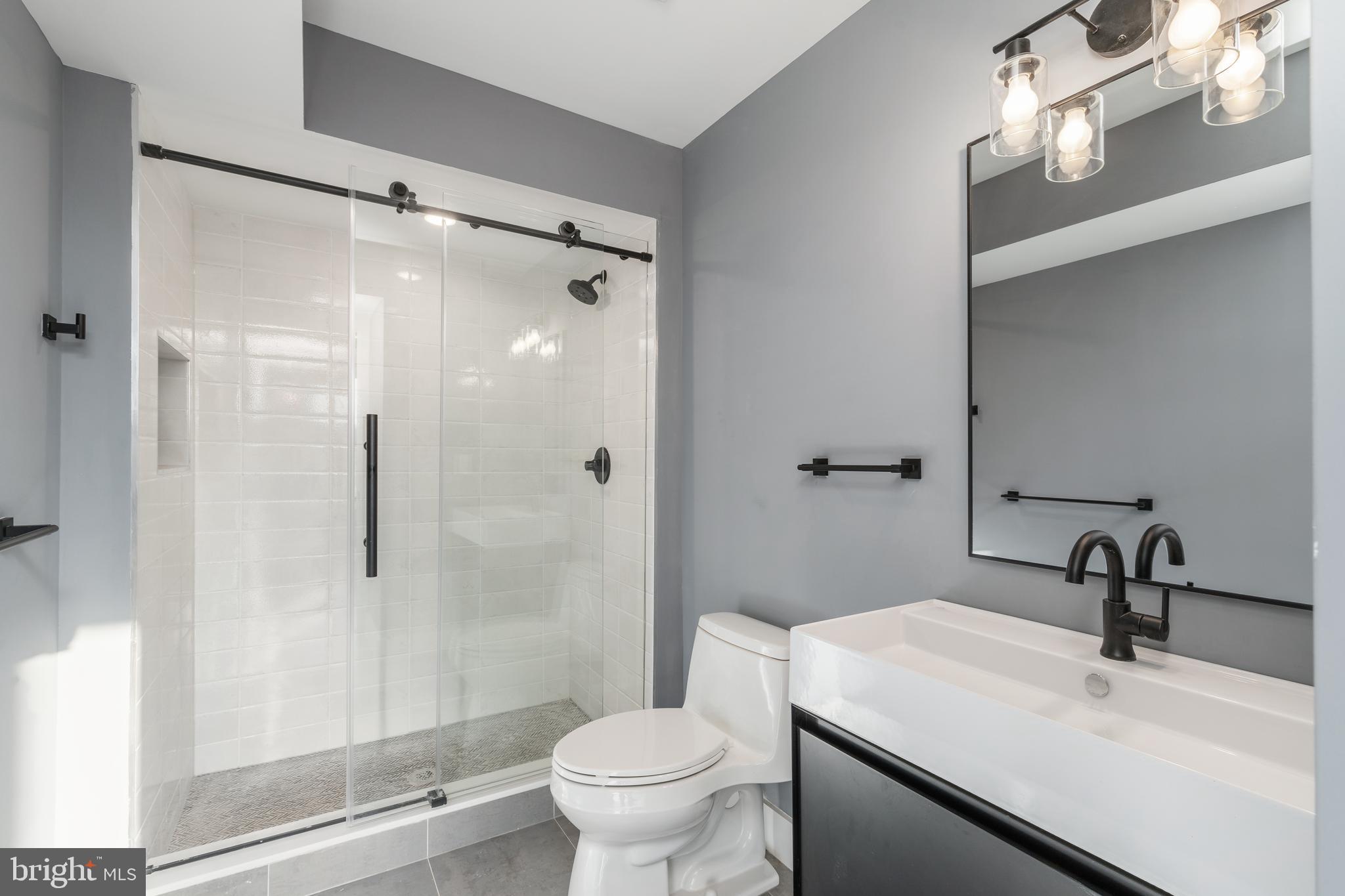 GRADUATE HOSPITAL - Residential