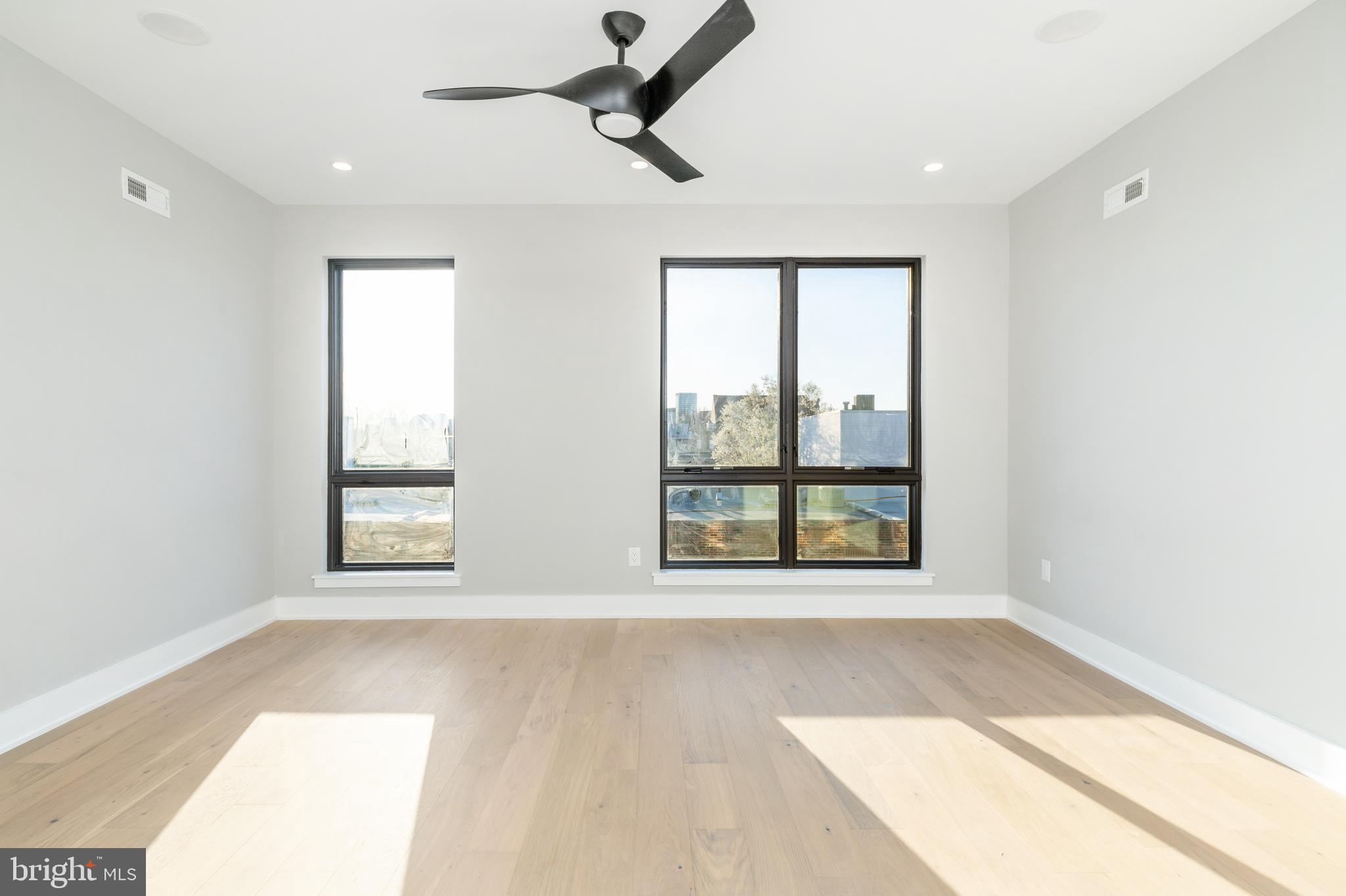 GRADUATE HOSPITAL - Residential