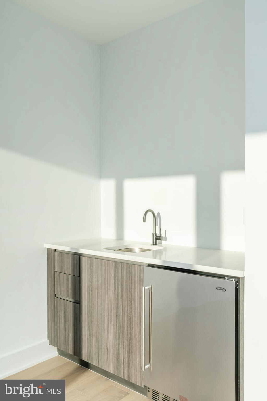 GRADUATE HOSPITAL - Residential