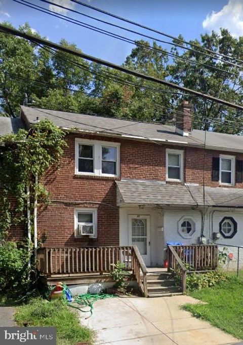 Townhouse For Sale - 47 N Pennewell Drive<br/> WILMINGTON, DE 19809