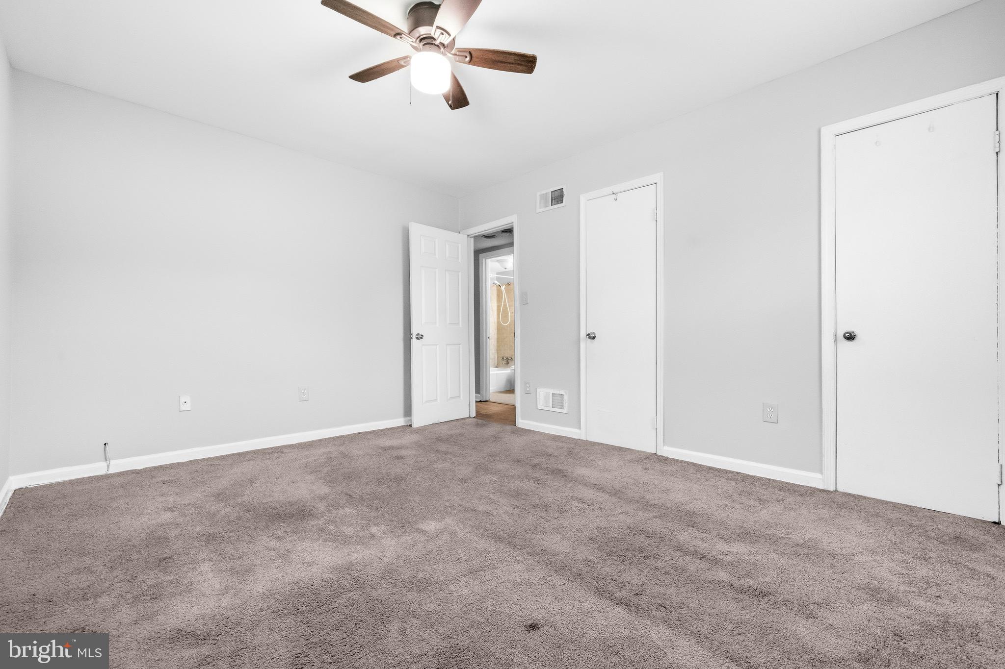 OLD TOWNE VILLAGE - Residential