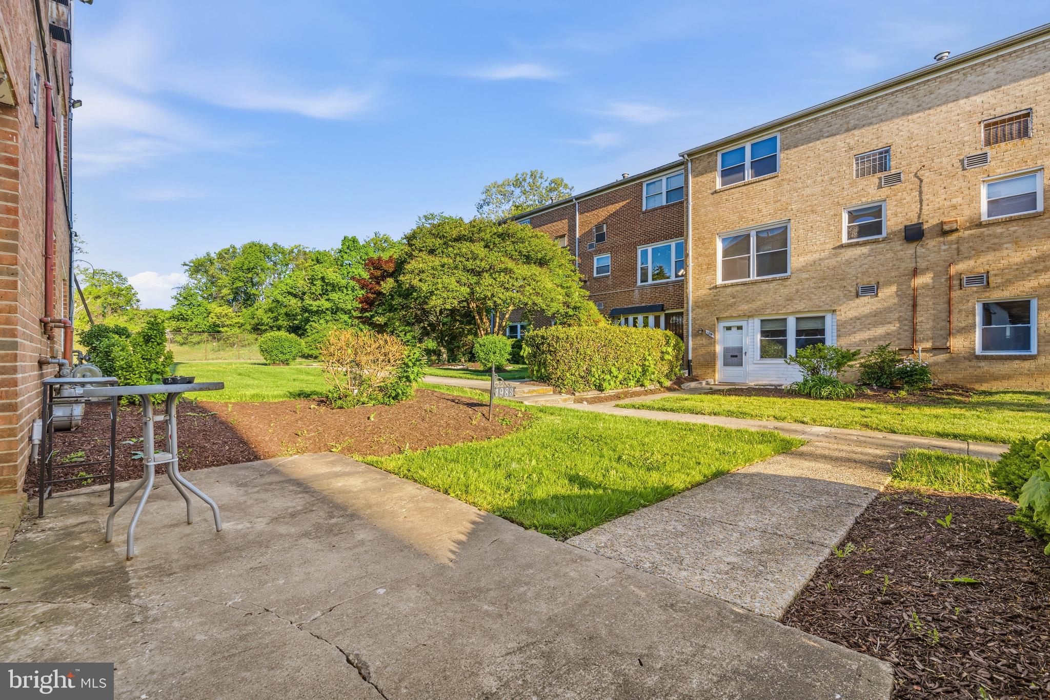 OLD TOWNE VILLAGE - Residential