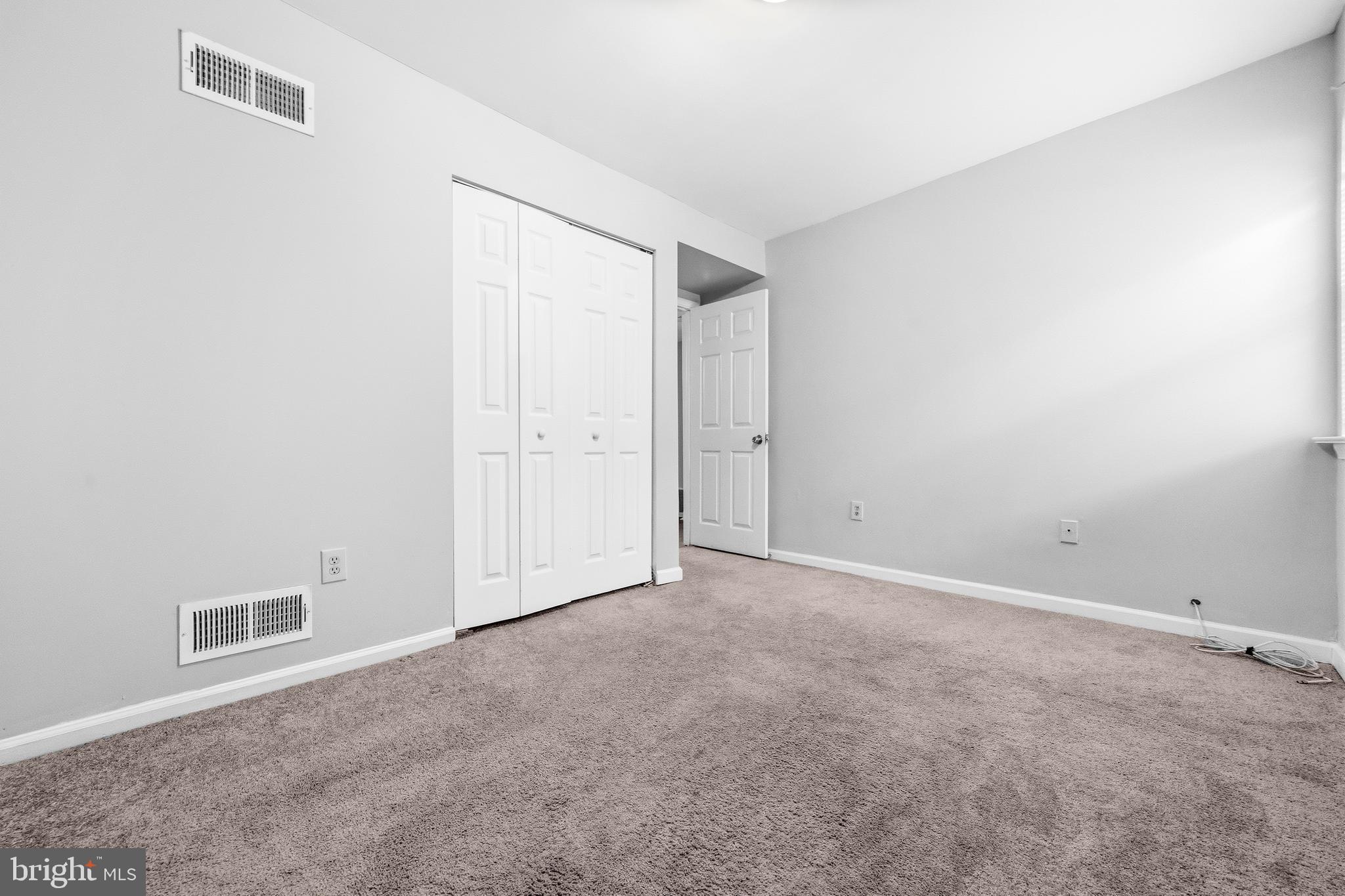 OLD TOWNE VILLAGE - Residential