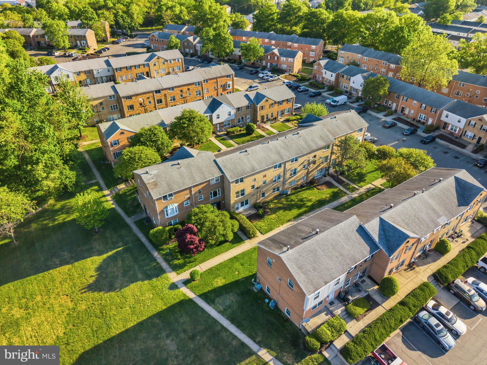 OLD TOWNE VILLAGE - Residential