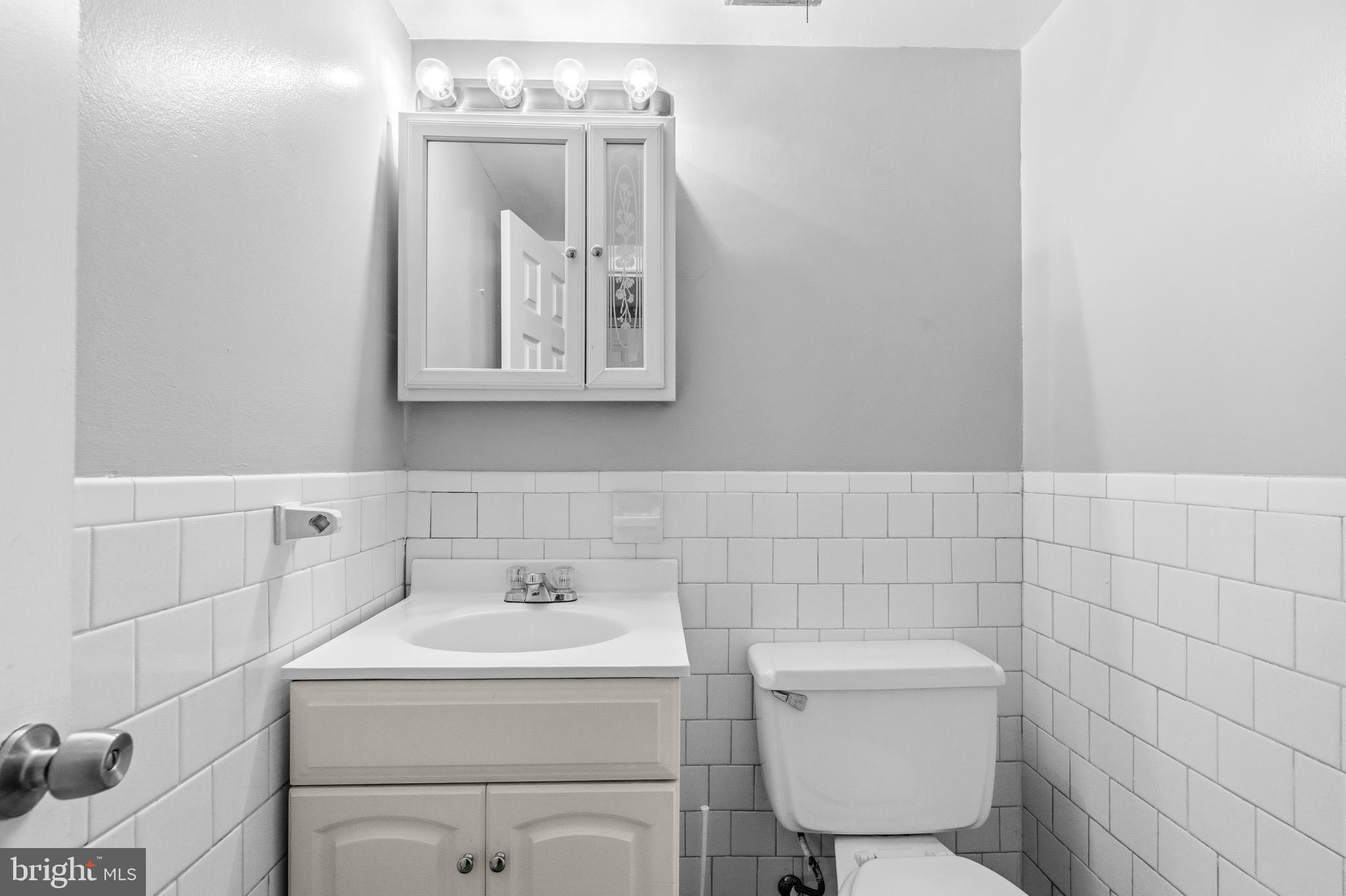 OLD TOWNE VILLAGE - Residential