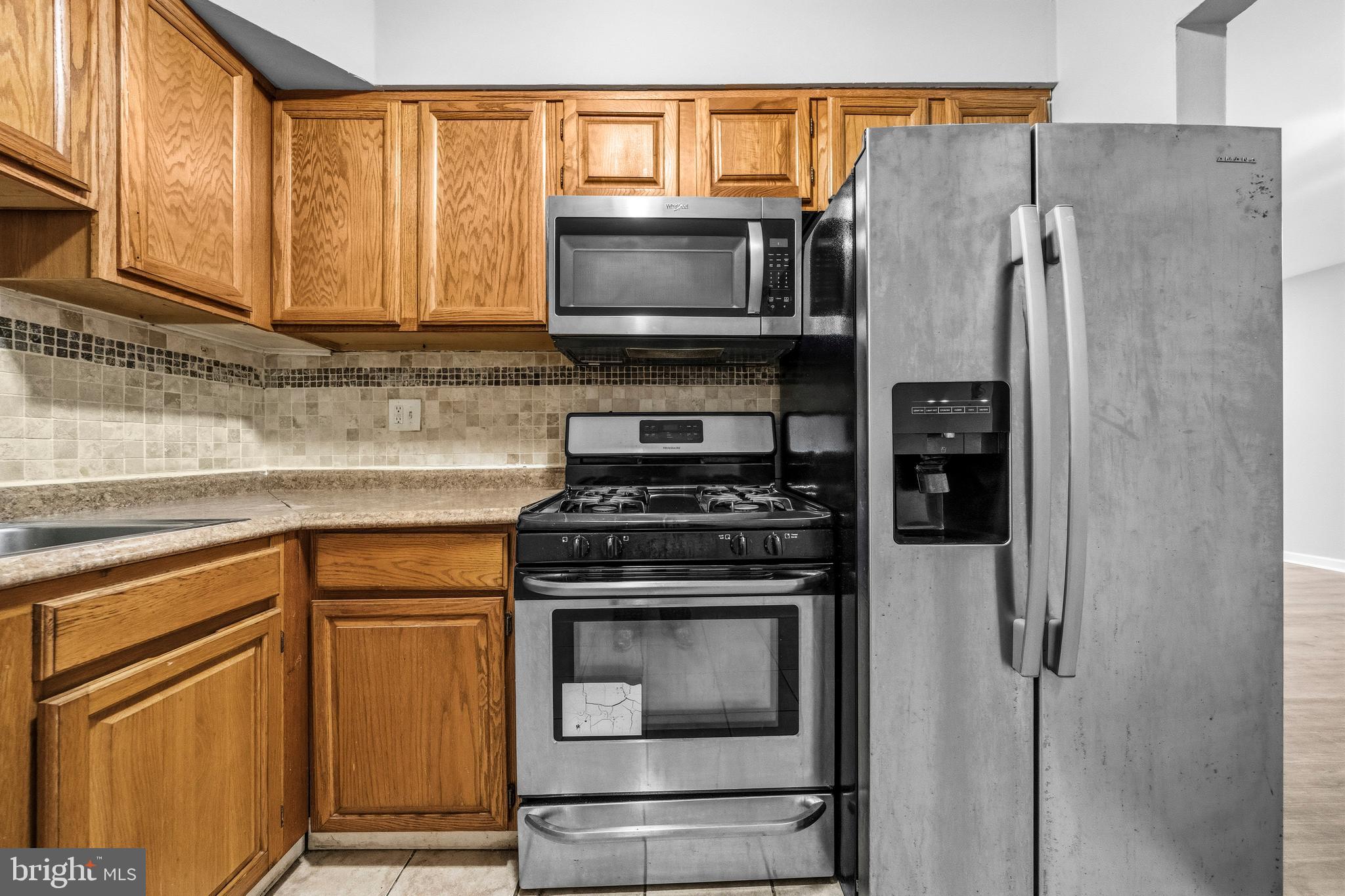 OLD TOWNE VILLAGE - Residential