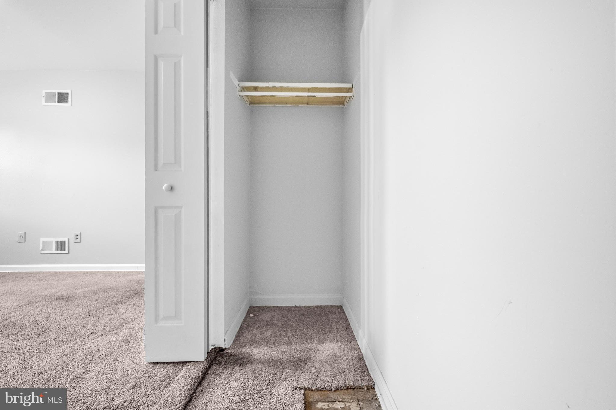 OLD TOWNE VILLAGE - Residential