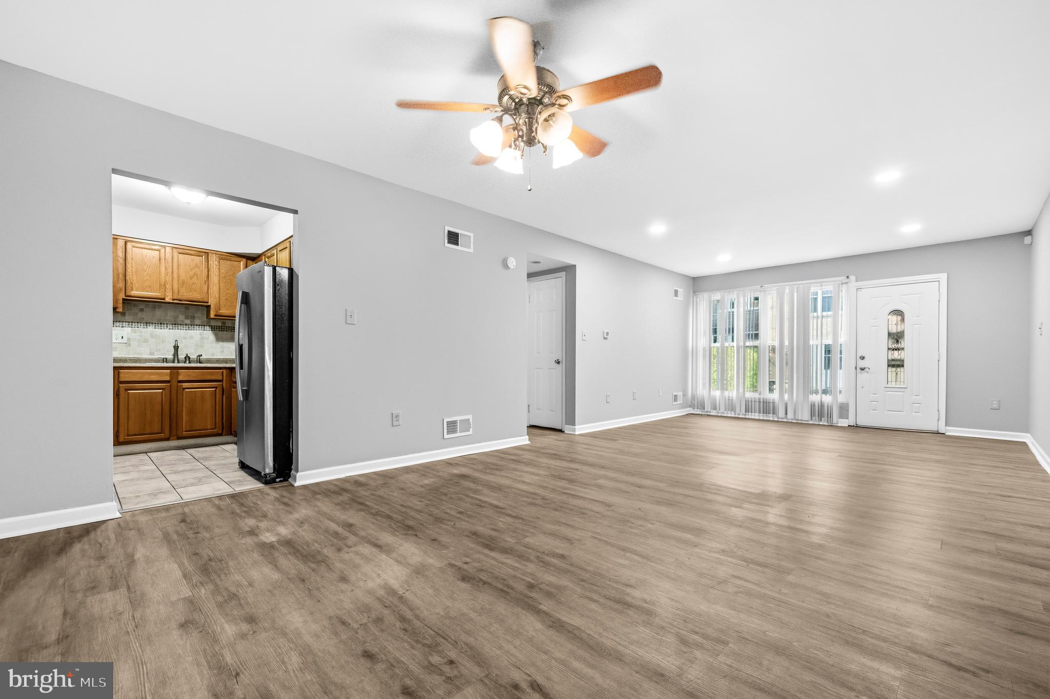 OLD TOWNE VILLAGE - Residential