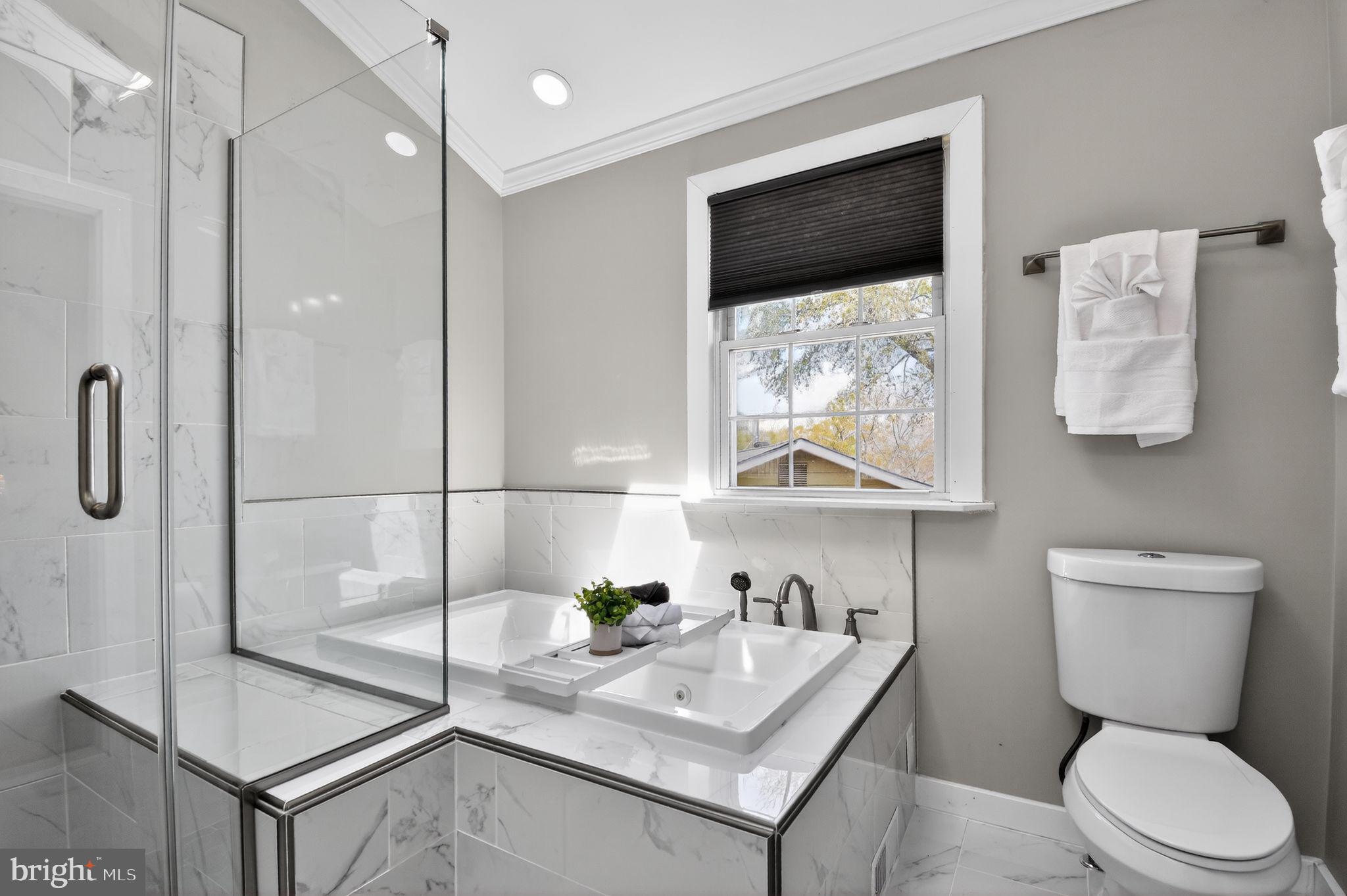 SPRIGGS COVE - Residential