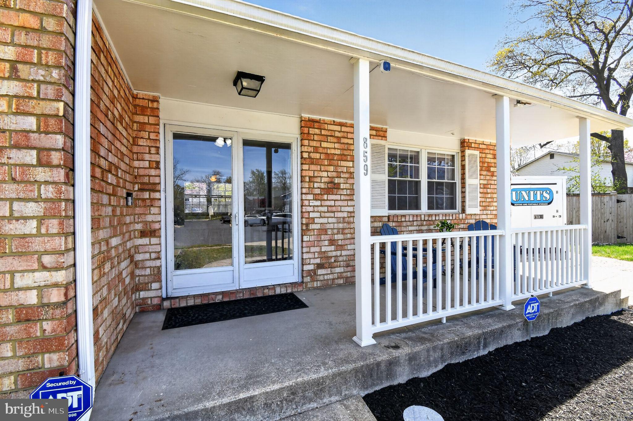 SPRIGGS COVE - Residential