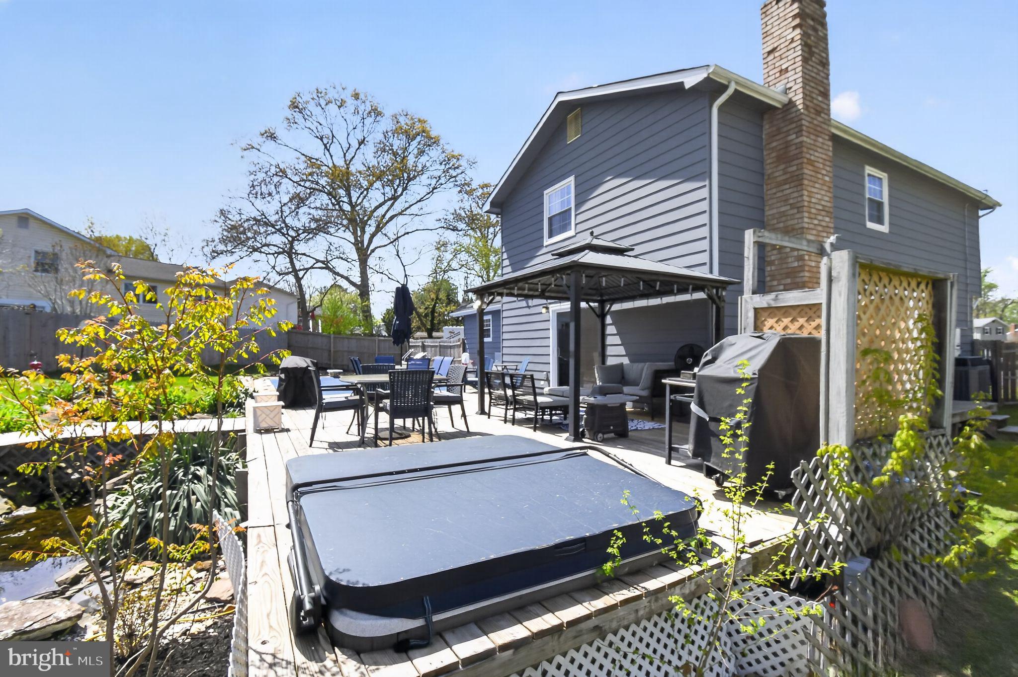 SPRIGGS COVE - Residential