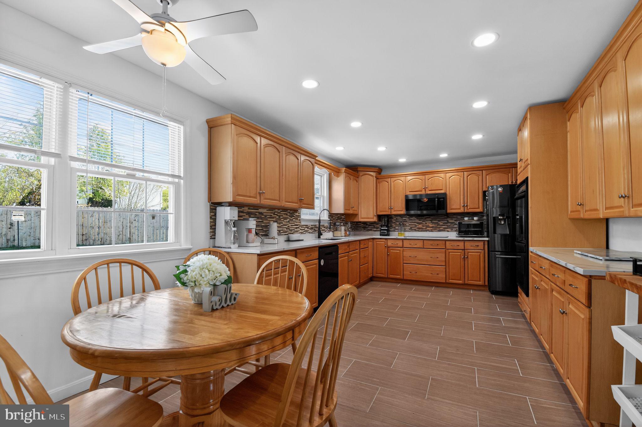 SPRIGGS COVE - Residential