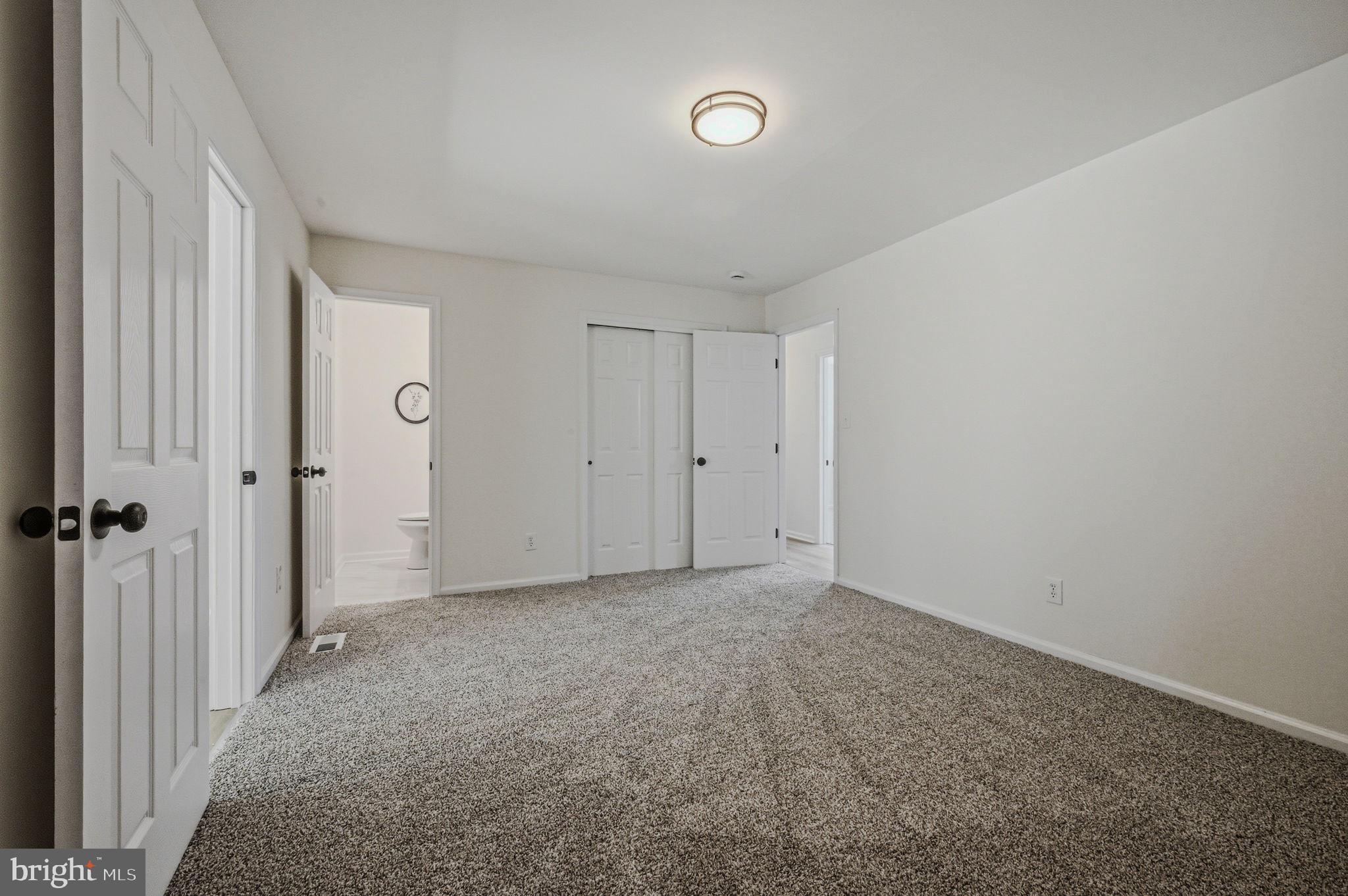 ROLLING HILLS (CHESAPEAKE ISLE) - Residential