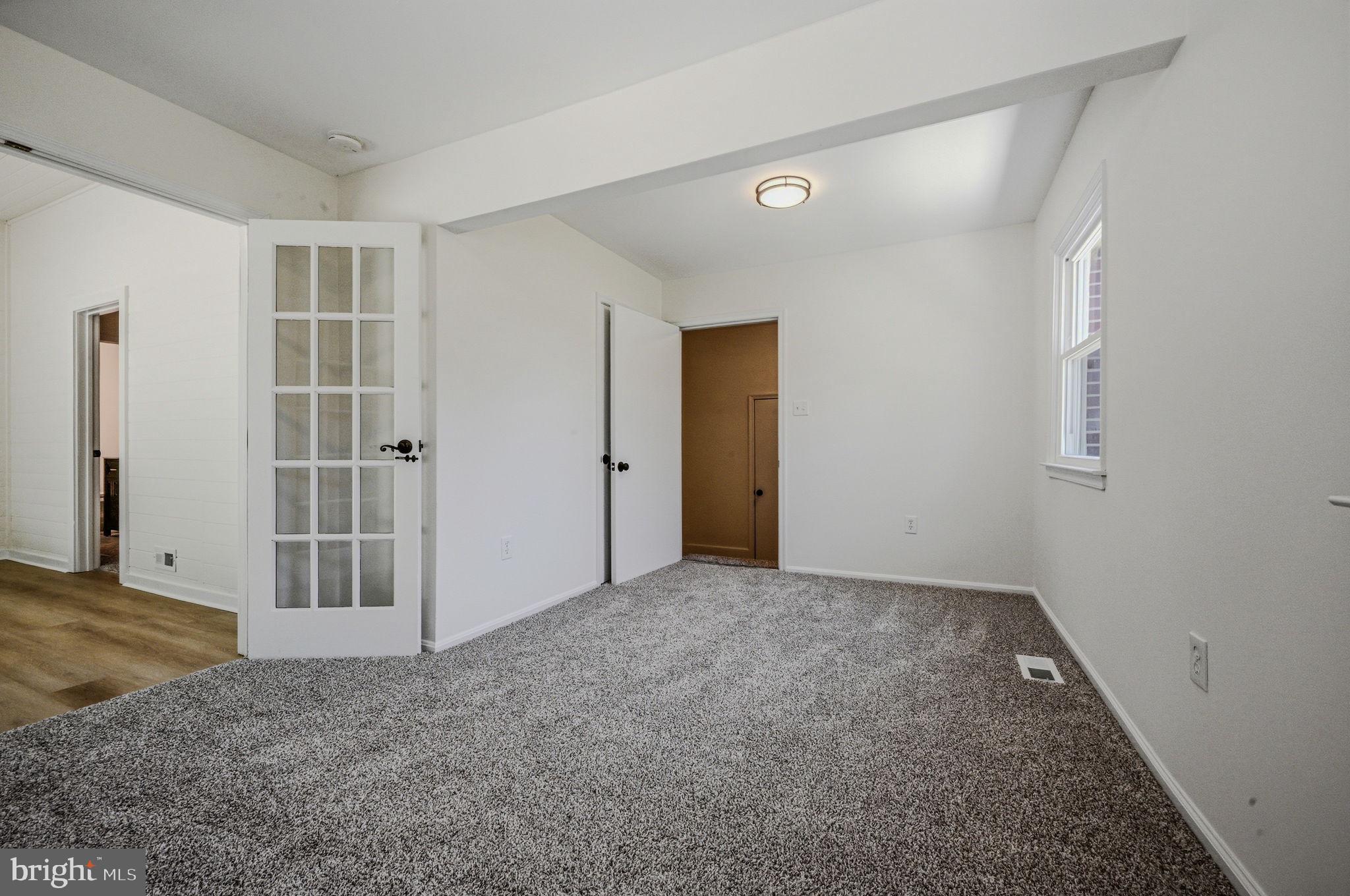 ROLLING HILLS (CHESAPEAKE ISLE) - Residential