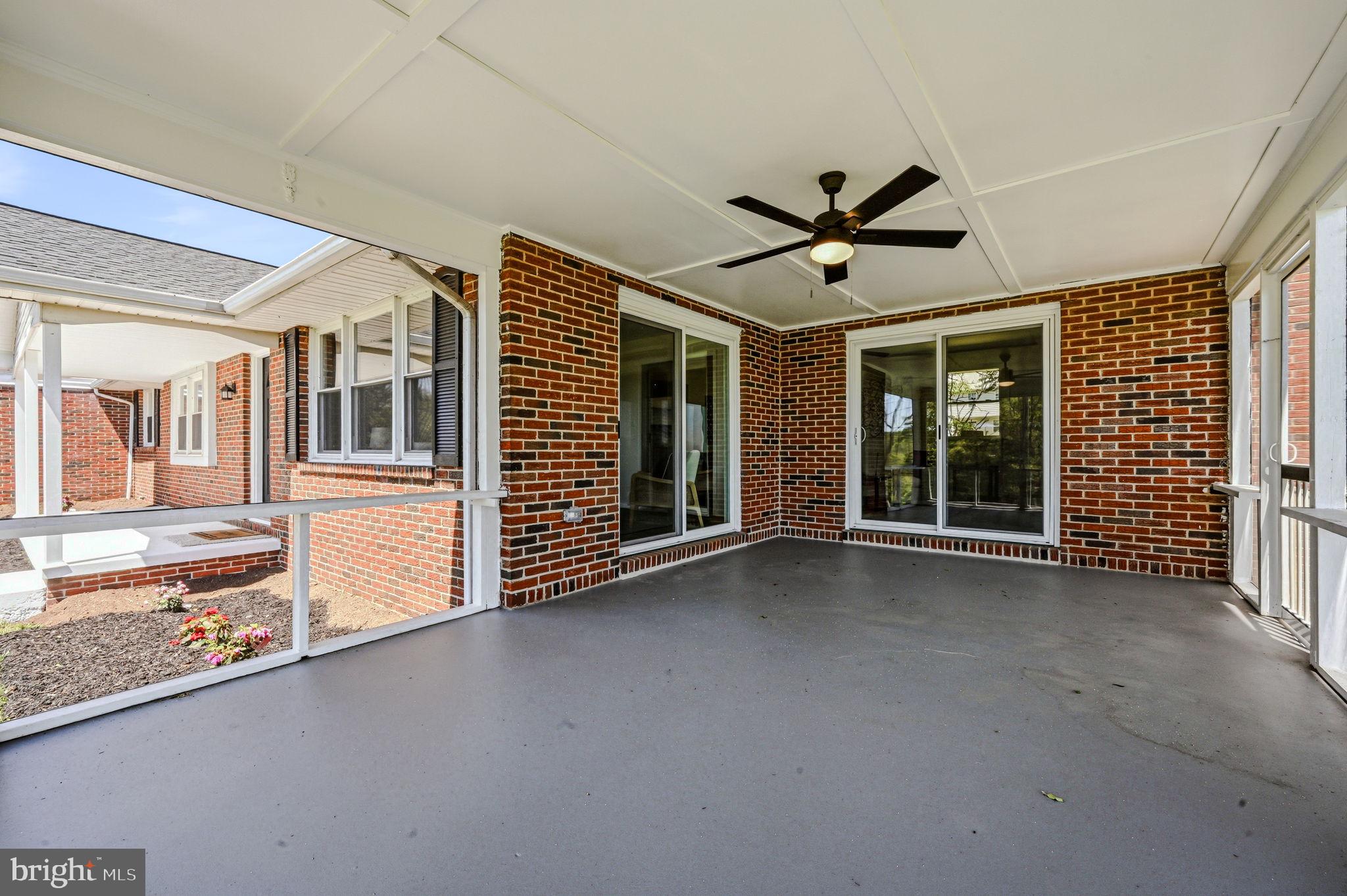 ROLLING HILLS (CHESAPEAKE ISLE) - Residential