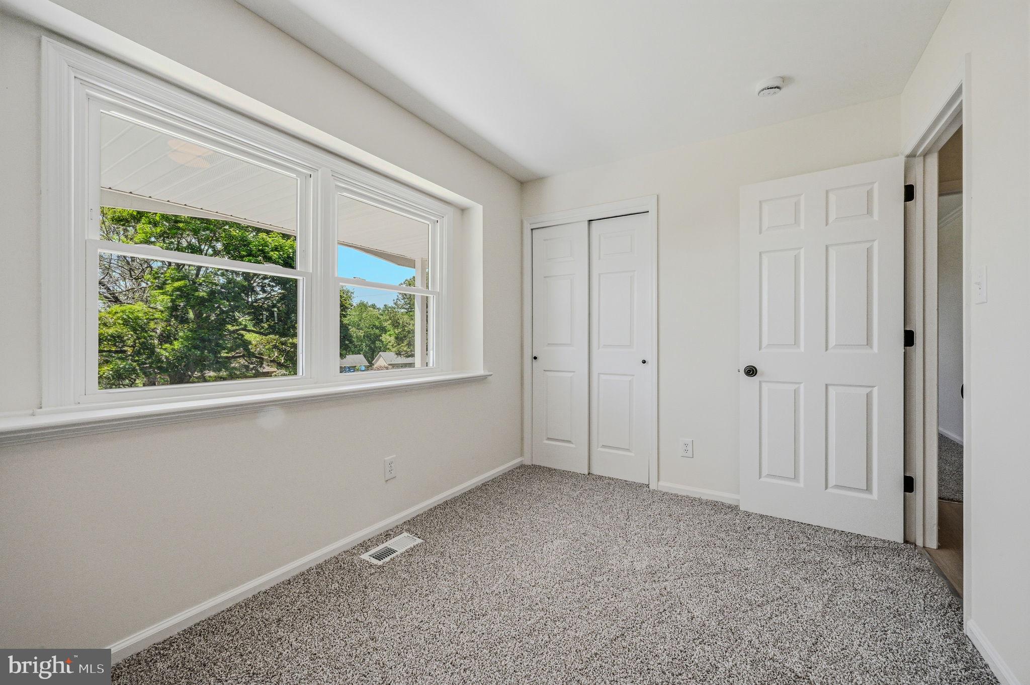ROLLING HILLS (CHESAPEAKE ISLE) - Residential