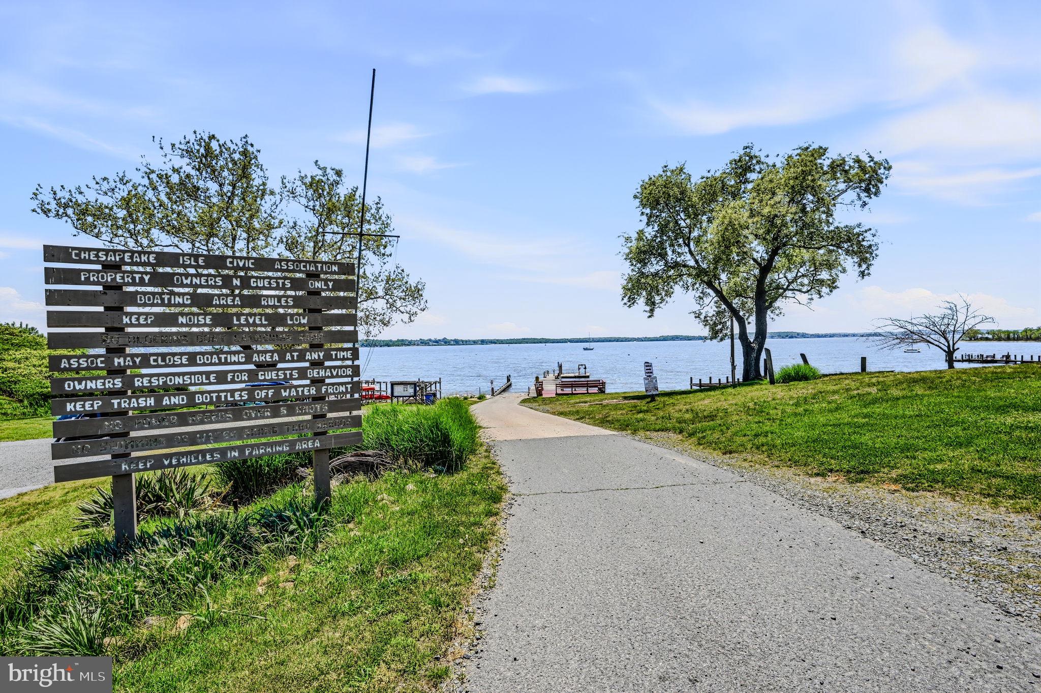 ROLLING HILLS (CHESAPEAKE ISLE) - Residential