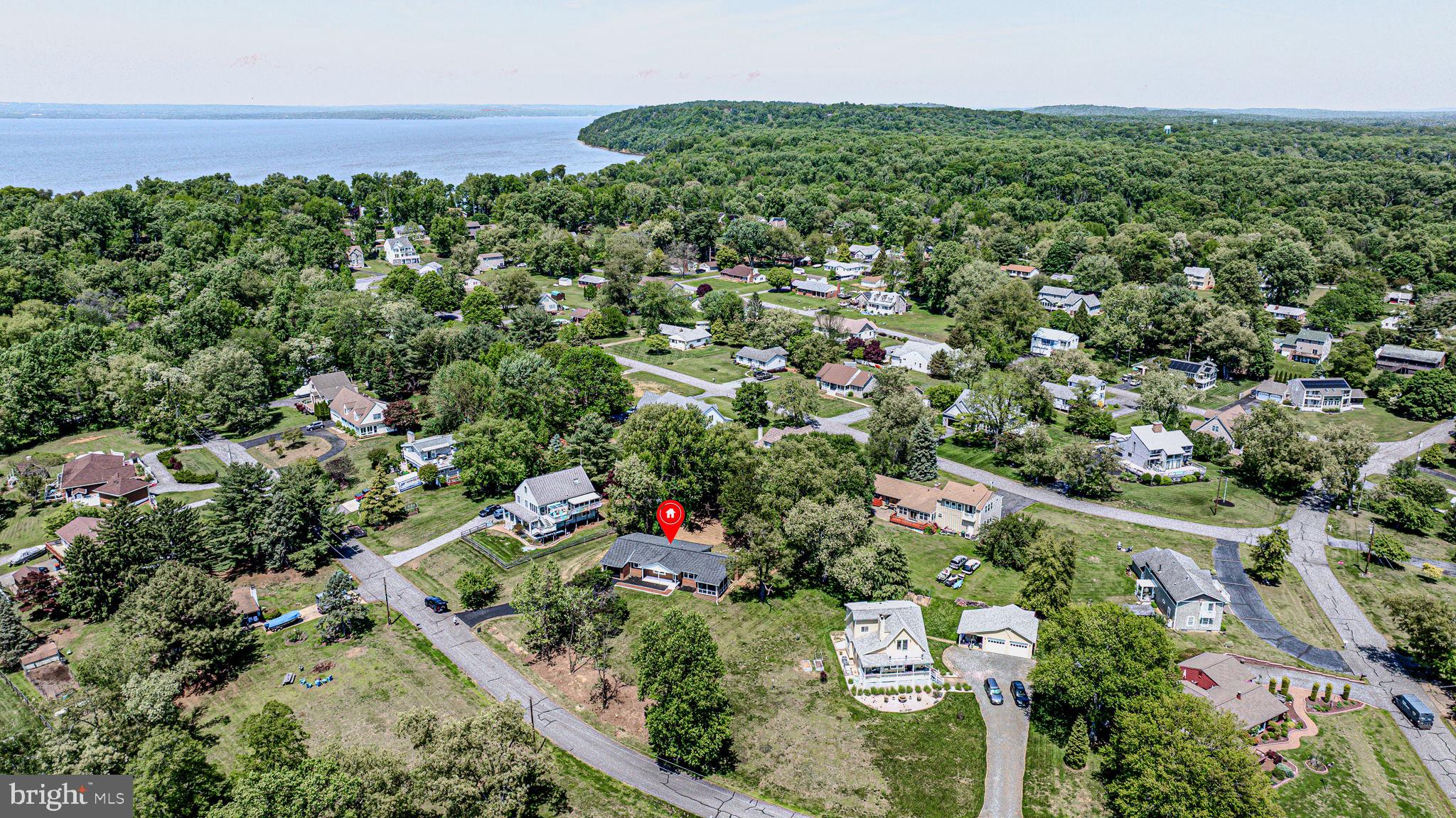 ROLLING HILLS (CHESAPEAKE ISLE) - Residential
