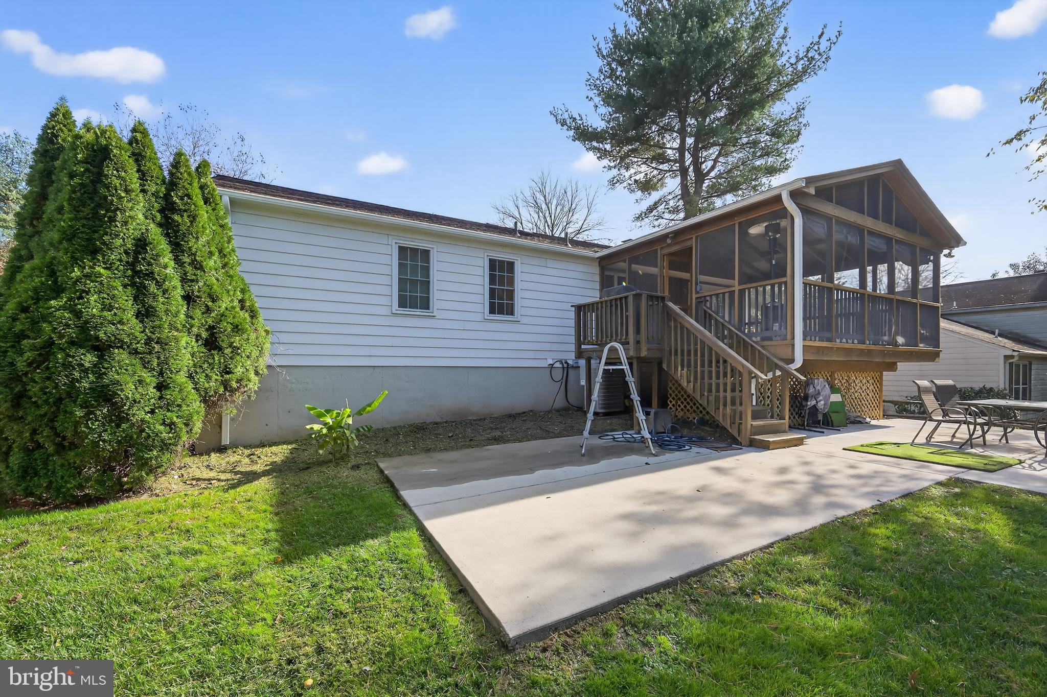 WATTS BRANCH MEADOWS - Residential