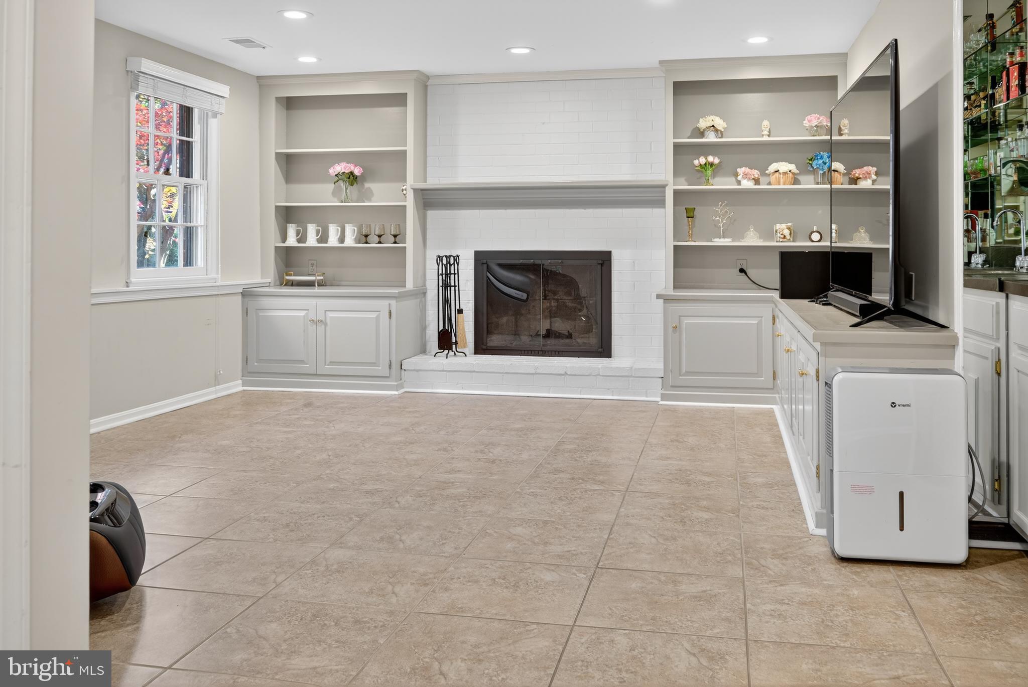 WATTS BRANCH MEADOWS - Residential