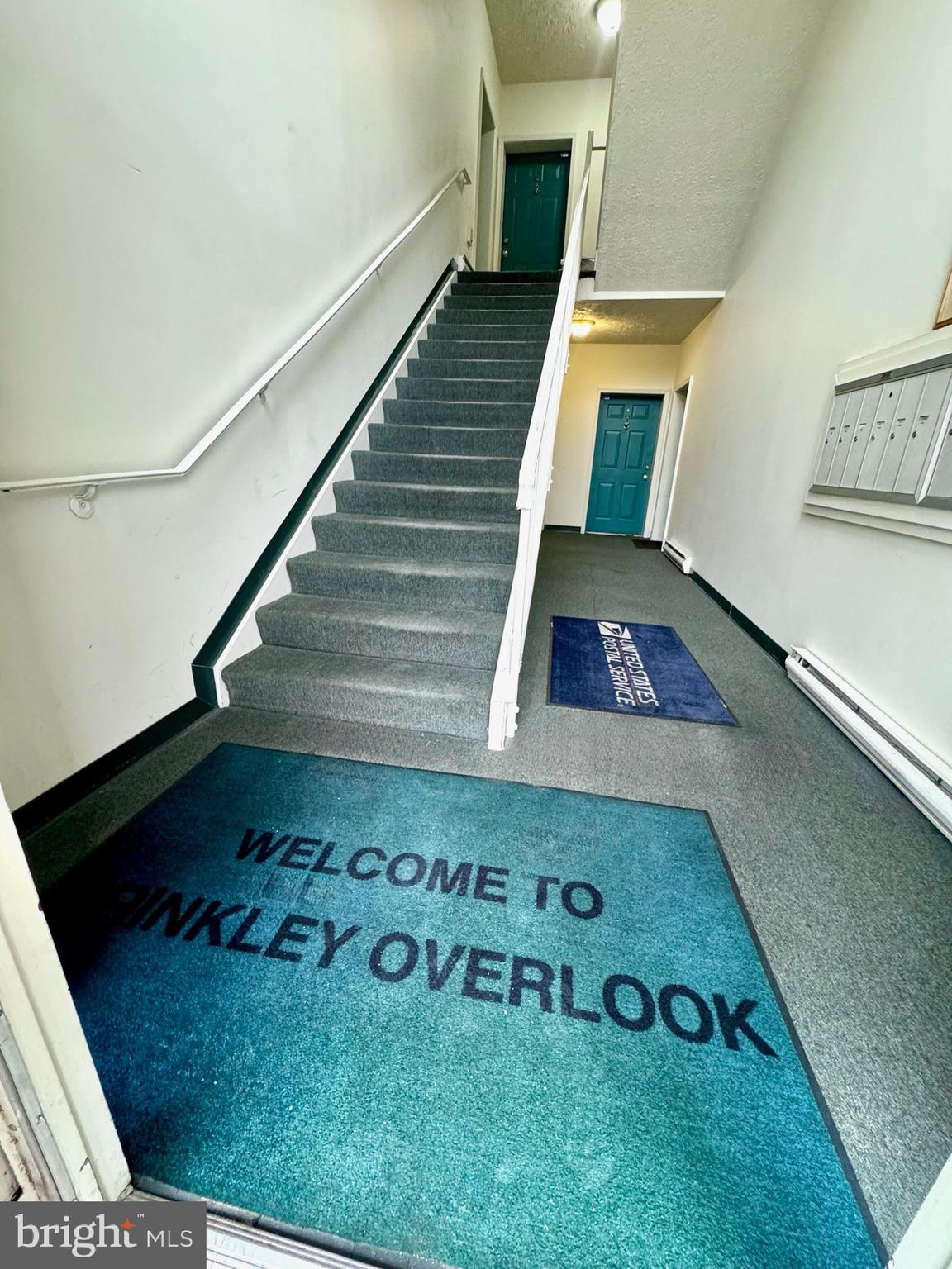 BRINKLEY OVERLOOK - Residential Lease