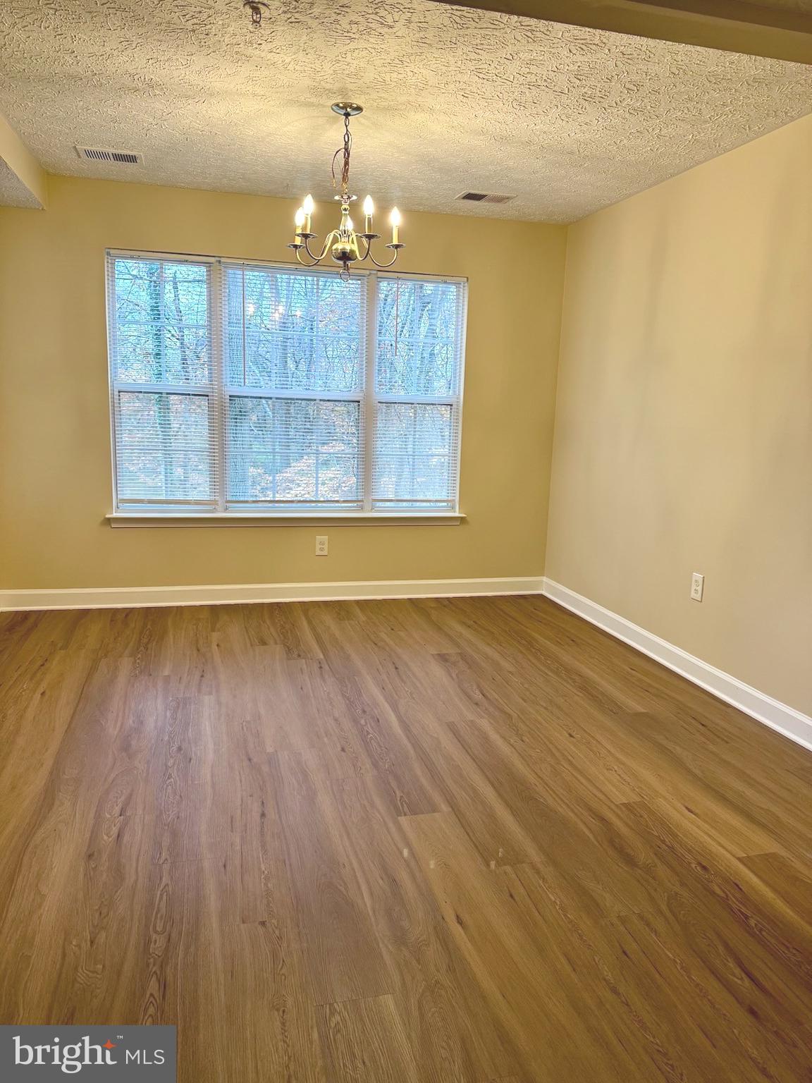 BRINKLEY OVERLOOK - Residential Lease