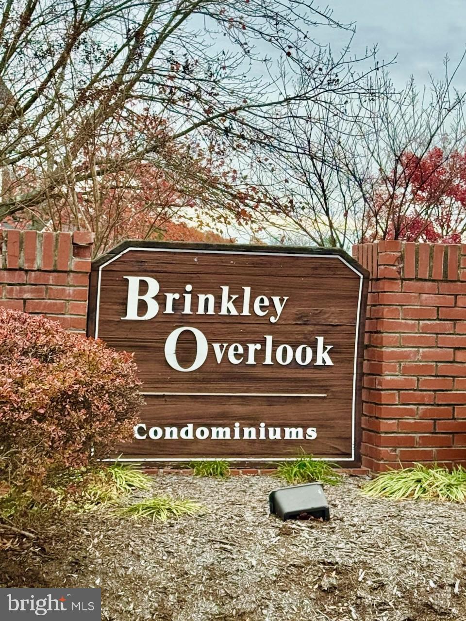 6000 SAINT IGNATIUS DRIVE 202