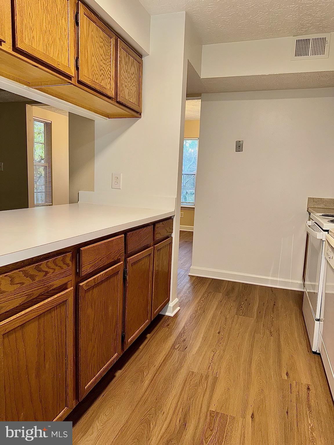 BRINKLEY OVERLOOK - Residential Lease