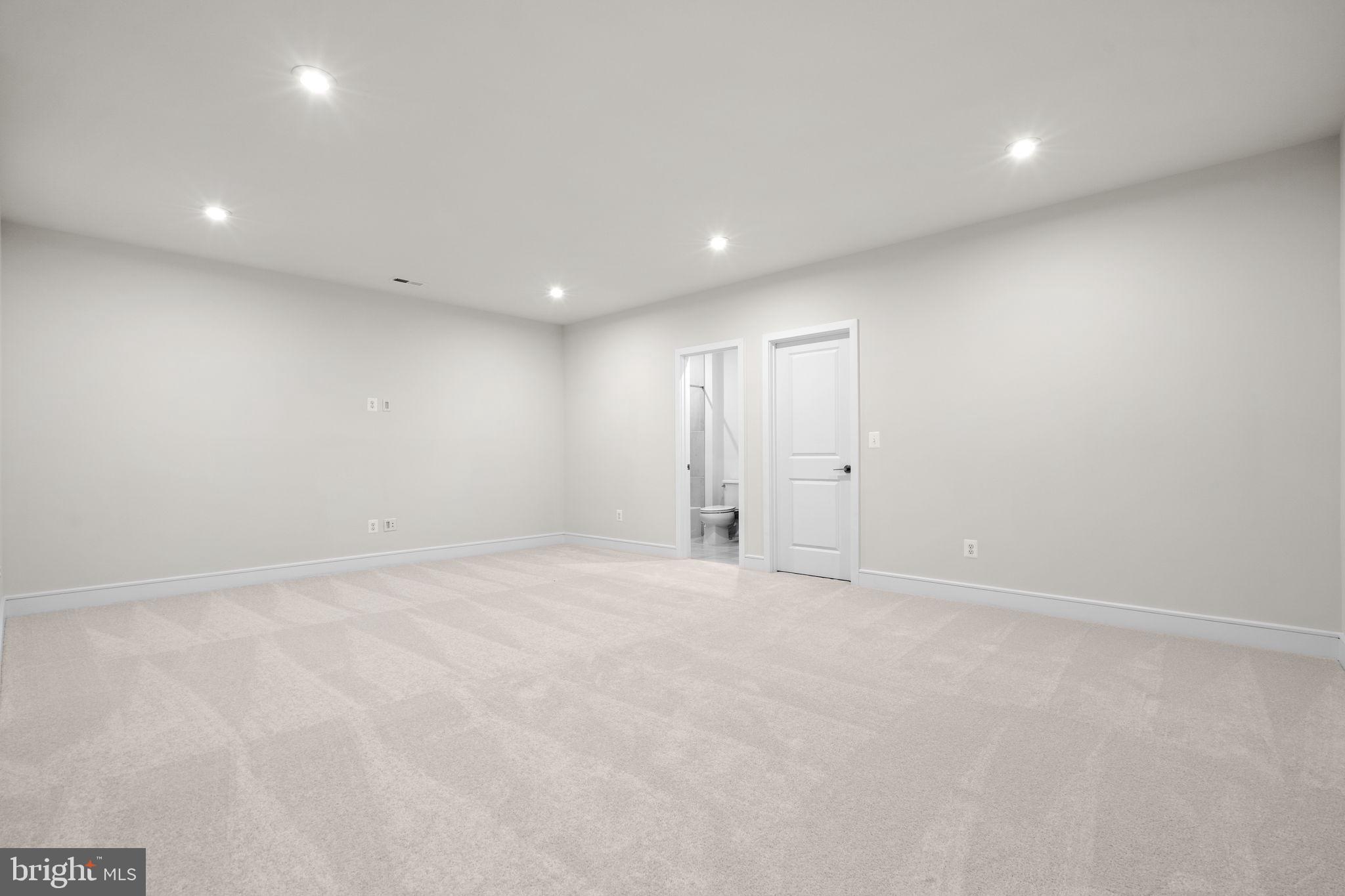 HERITAGE AT MARSHALL - Residential