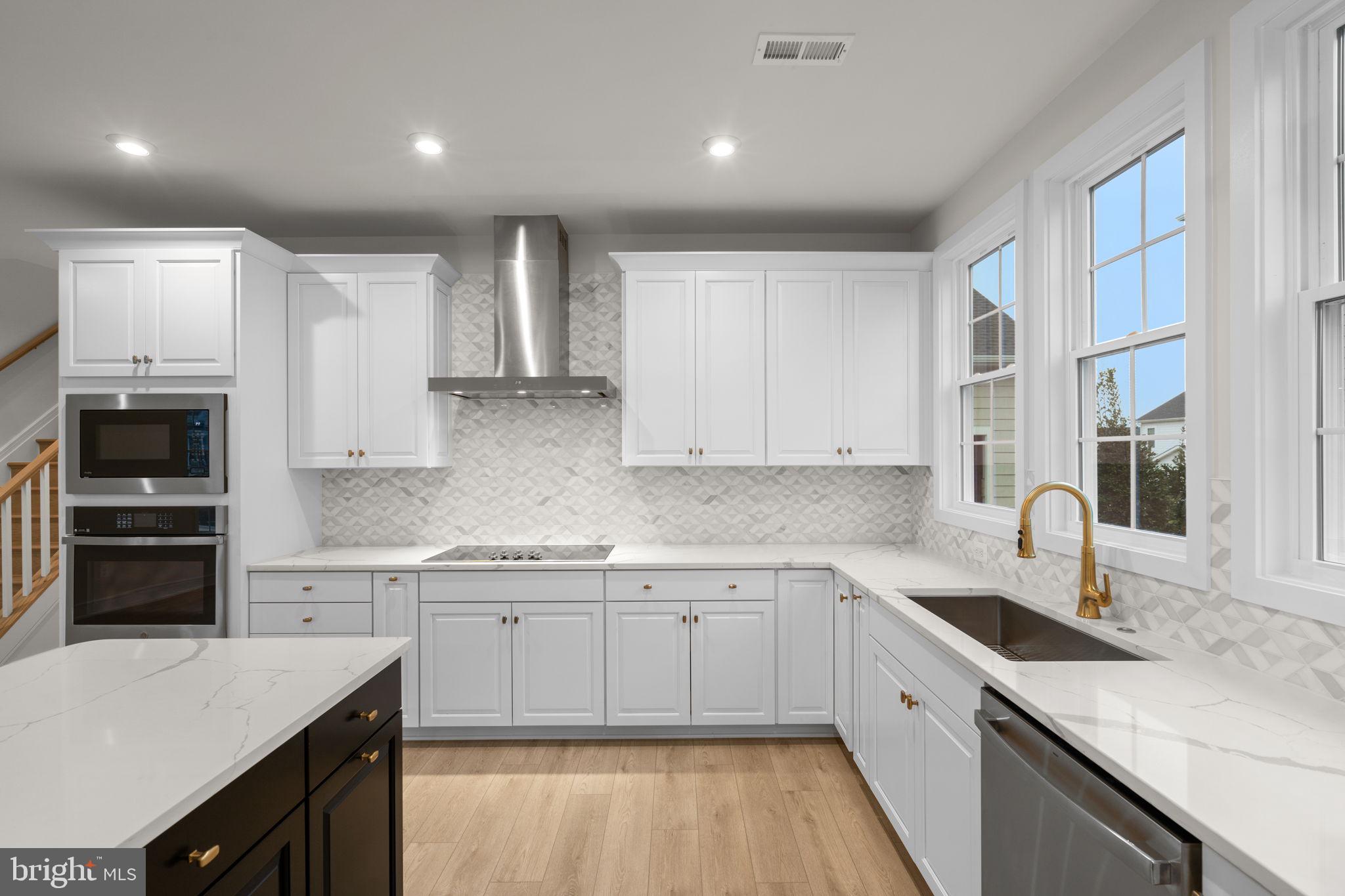 HERITAGE AT MARSHALL - Residential