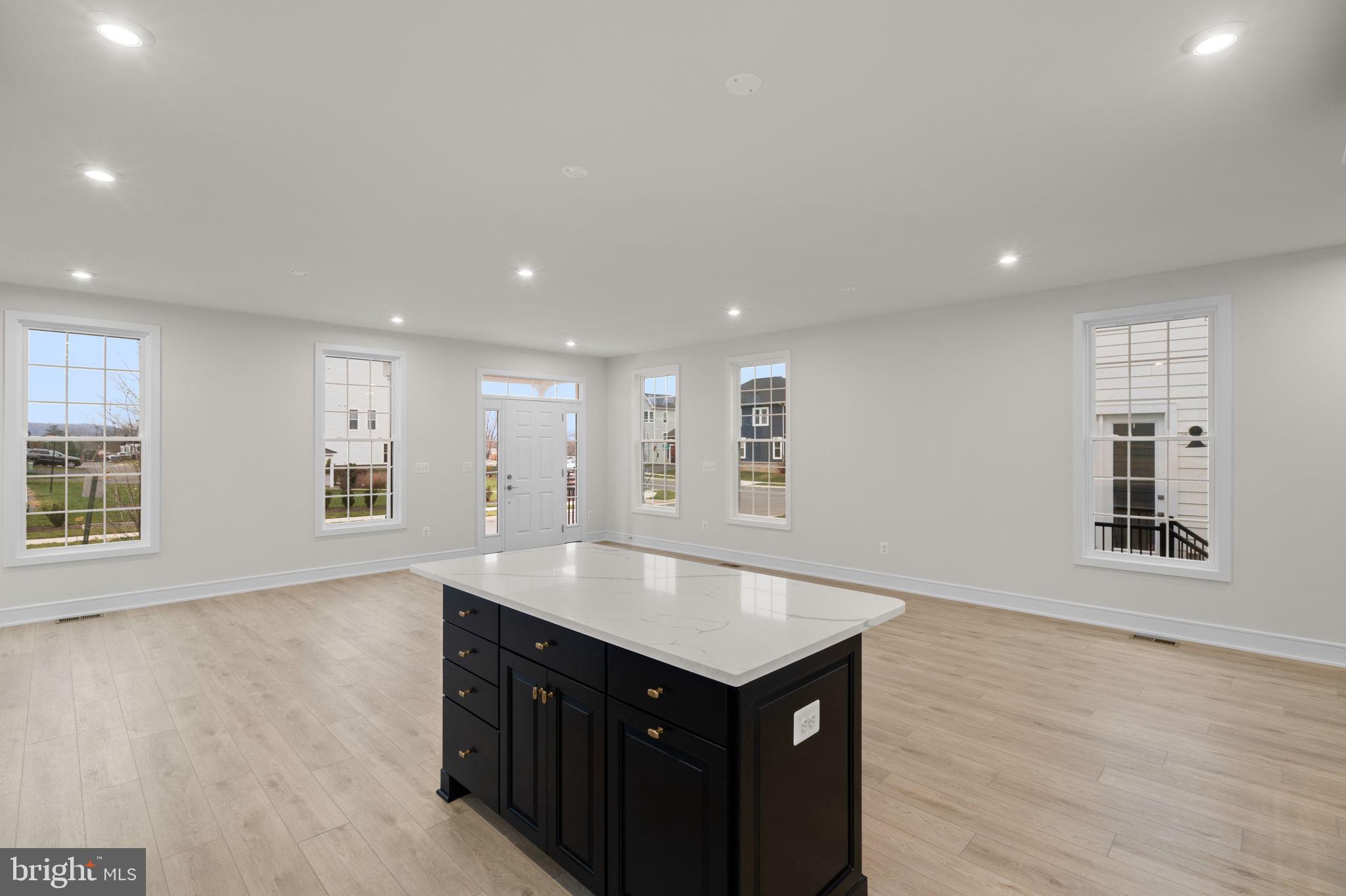 HERITAGE AT MARSHALL - Residential