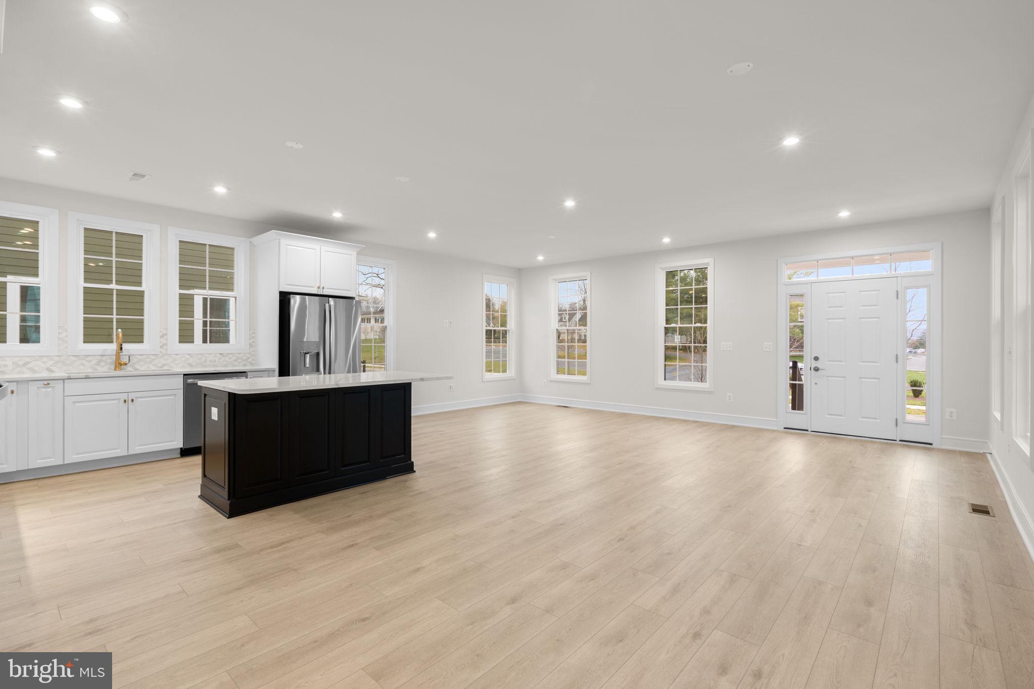 HERITAGE AT MARSHALL - Residential