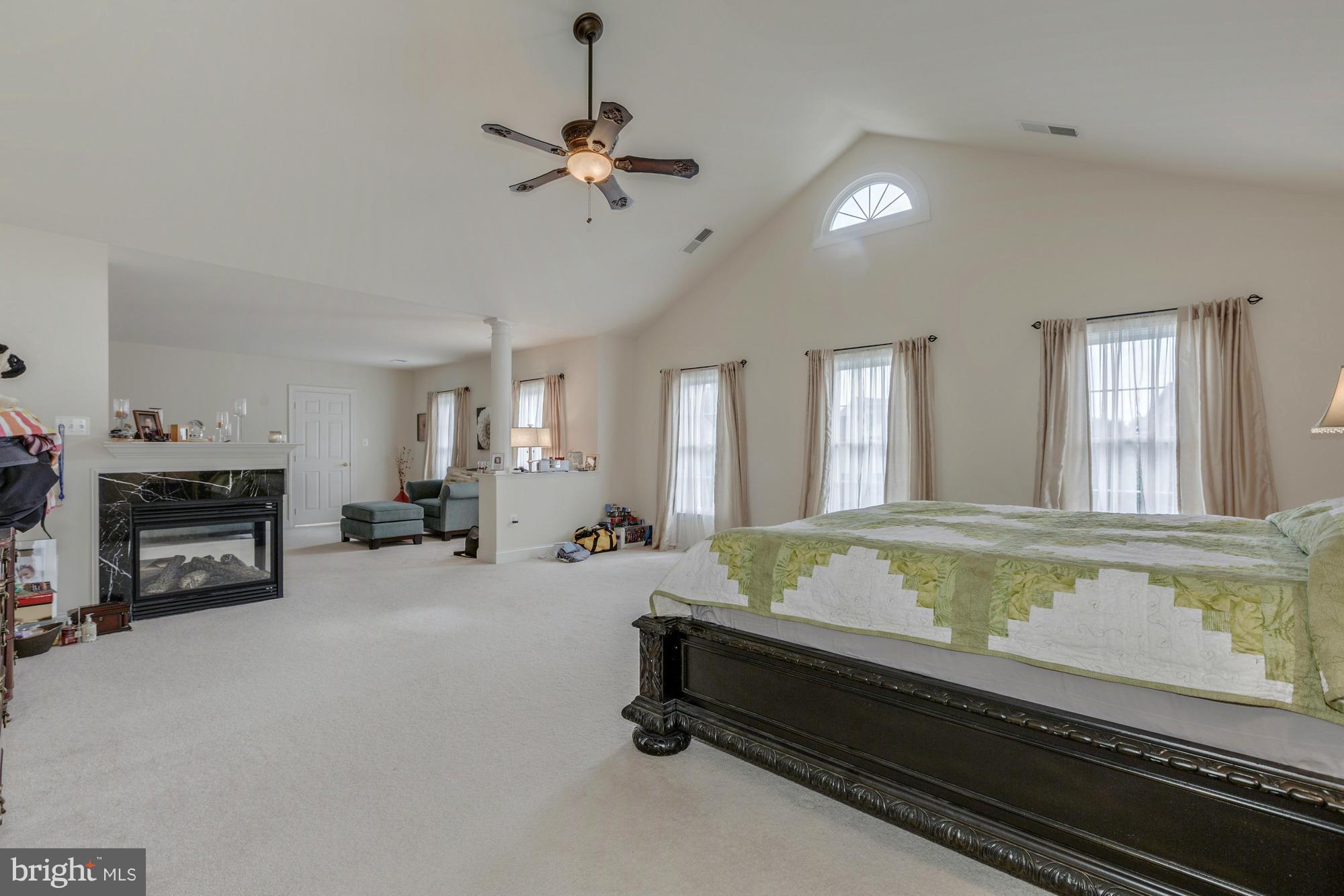 AUTUMN HILLS - Residential