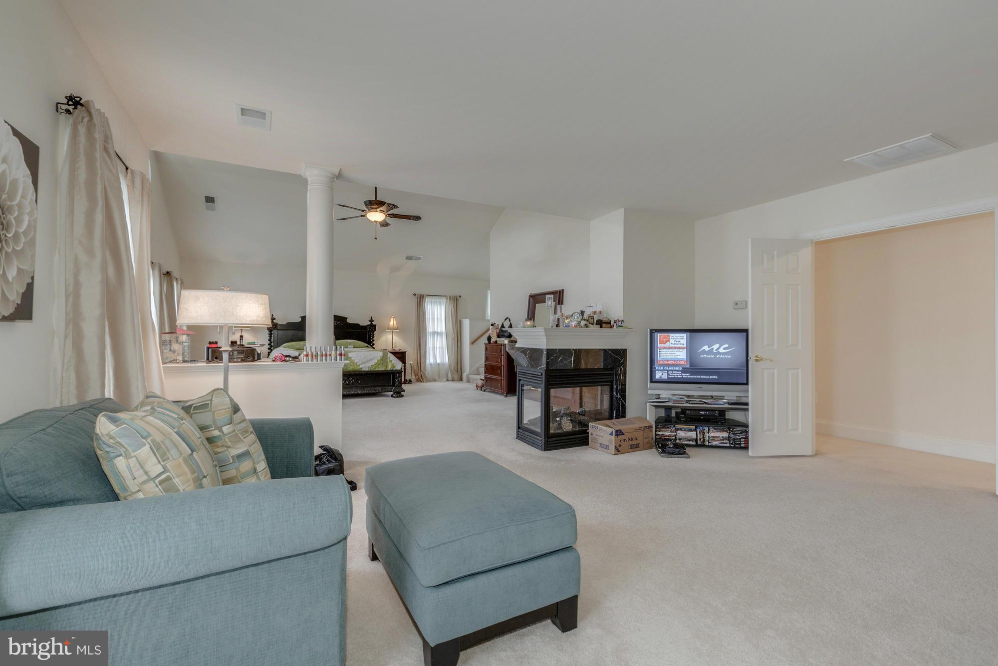 AUTUMN HILLS - Residential