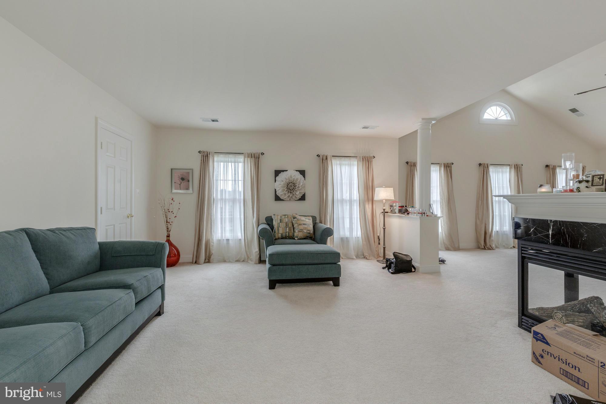 AUTUMN HILLS - Residential