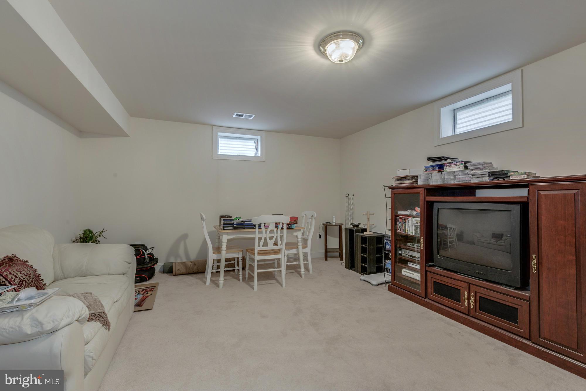 AUTUMN HILLS - Residential