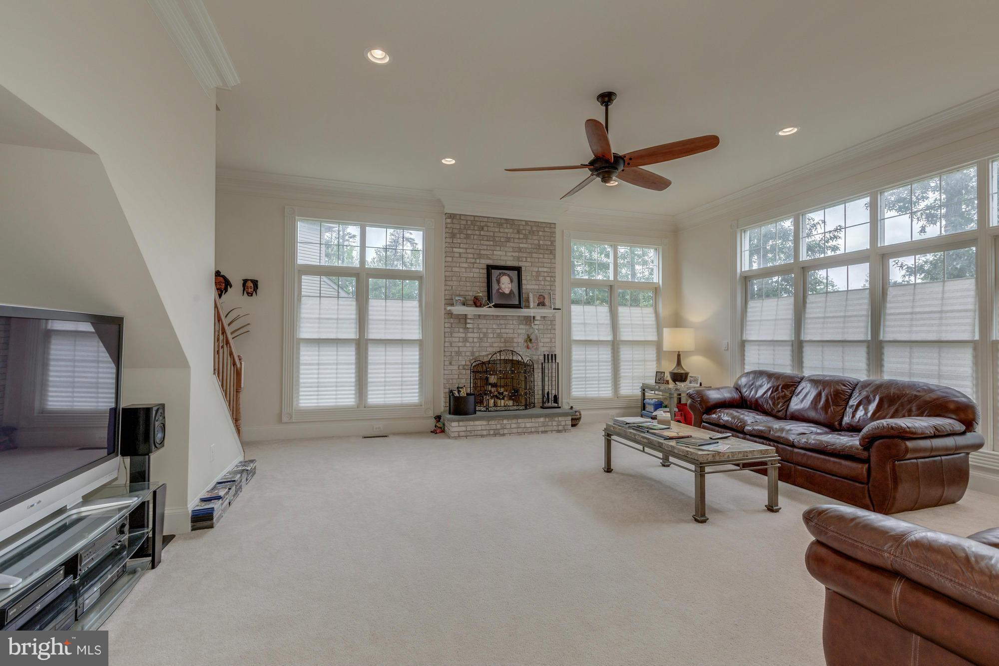 AUTUMN HILLS - Residential